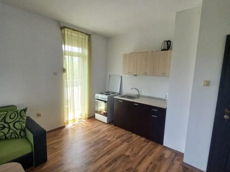 ID 1263 kitchen area