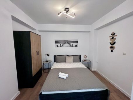 ID 1262 furnished cozy bedroom