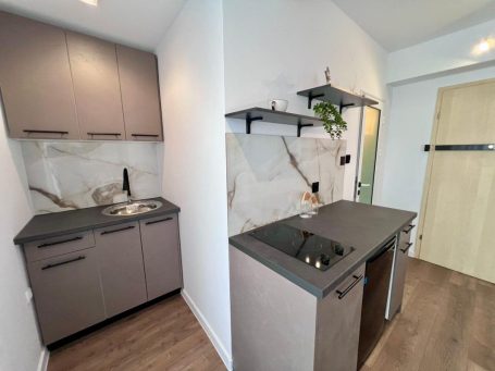 ID 1262 kitchen area