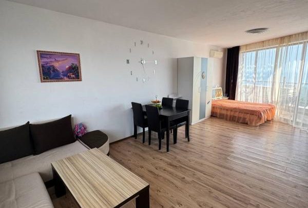 ID 1256 living room