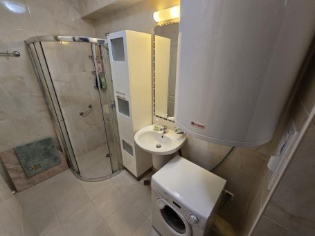 ID 1252 bathroom