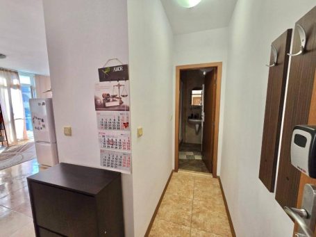 ID 1257 entrance hall