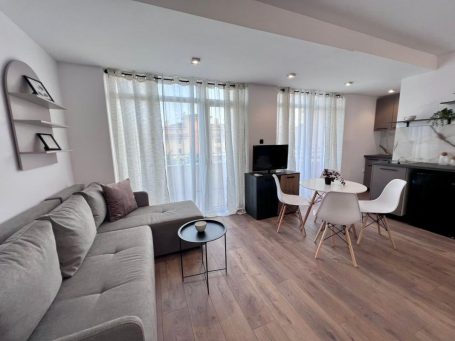 ID 1262 Top floor apartment in Kamelia Garden complex