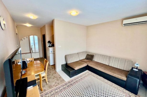 Studio without maintenance fee in an apartment building in Ravda - Apart Estate