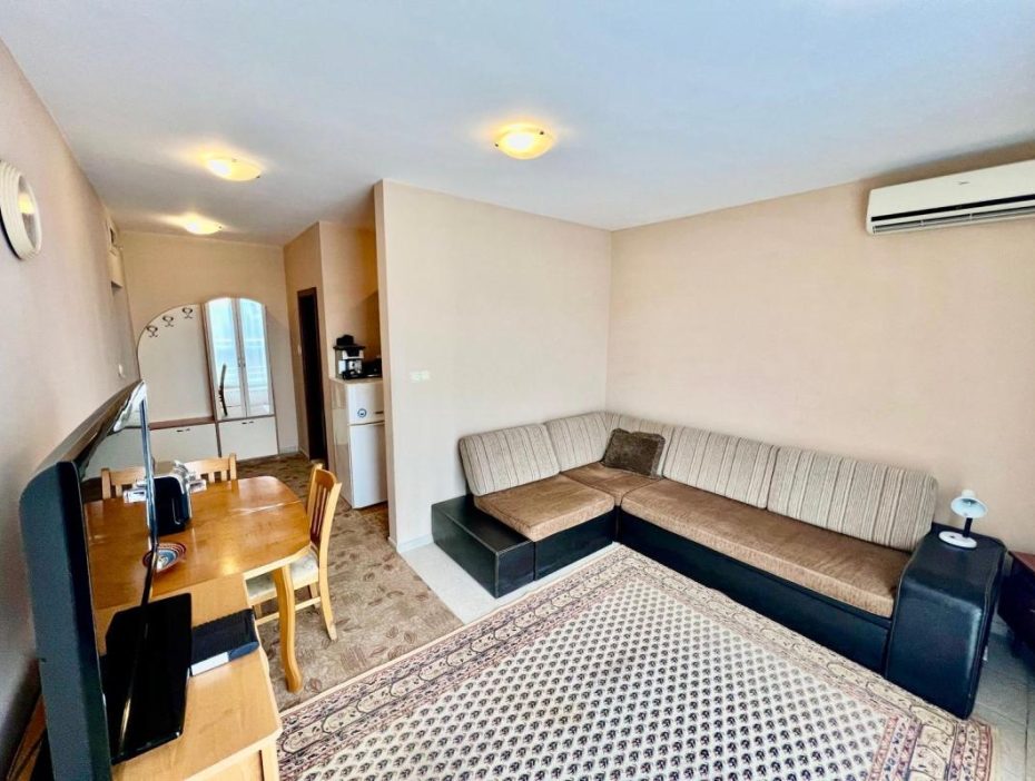 Studio without maintenance fee in an apartment building in Ravda - Apart Estate